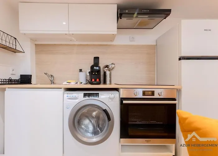 Centre, Proche Gare Avec Climatisation Apartamento *